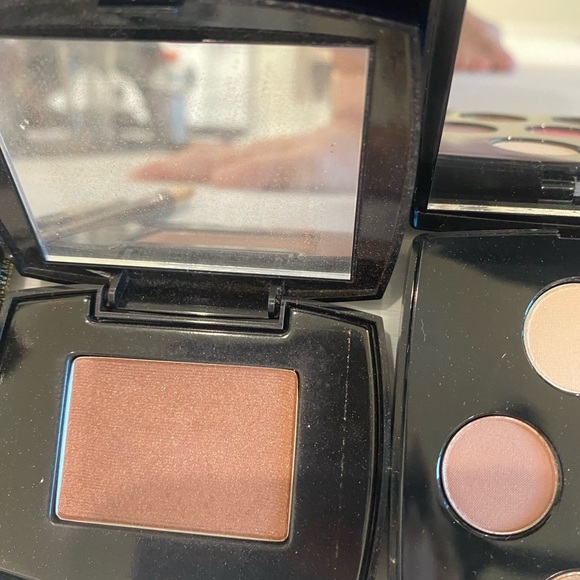 12 piece Lancome set with bag and perfume set - Picture 4 of 14